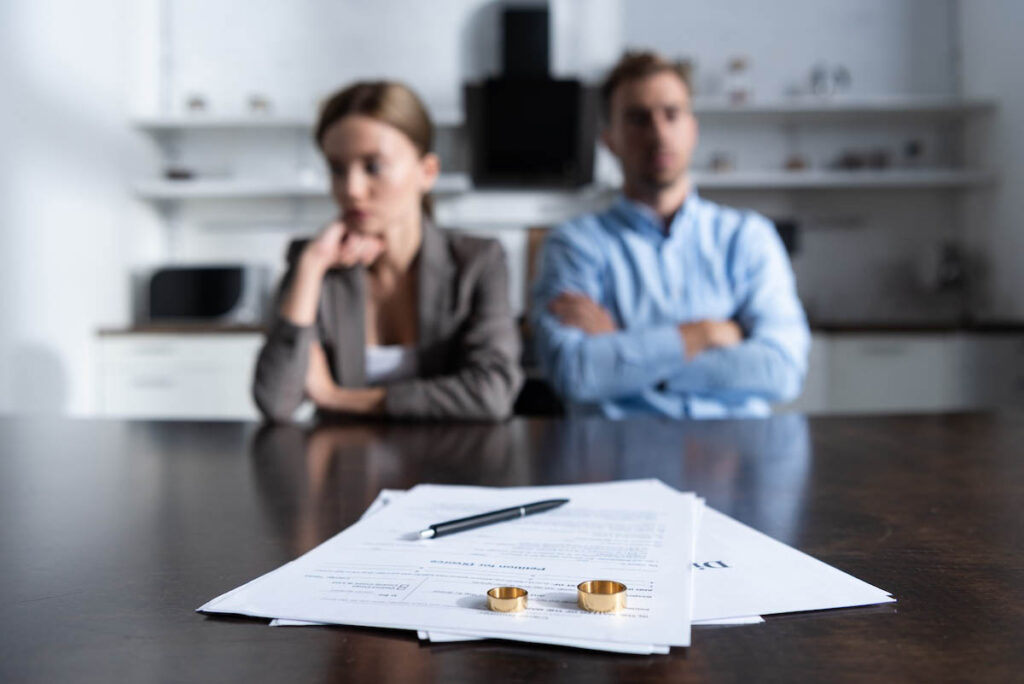 Property Division Under Oregon Divorce Laws: What to Expect